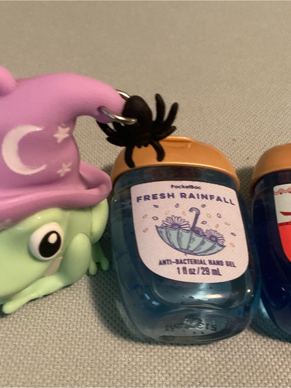 Bath and Bodyworks Magic Hat Frog PocketBac and Two Hand Gels New